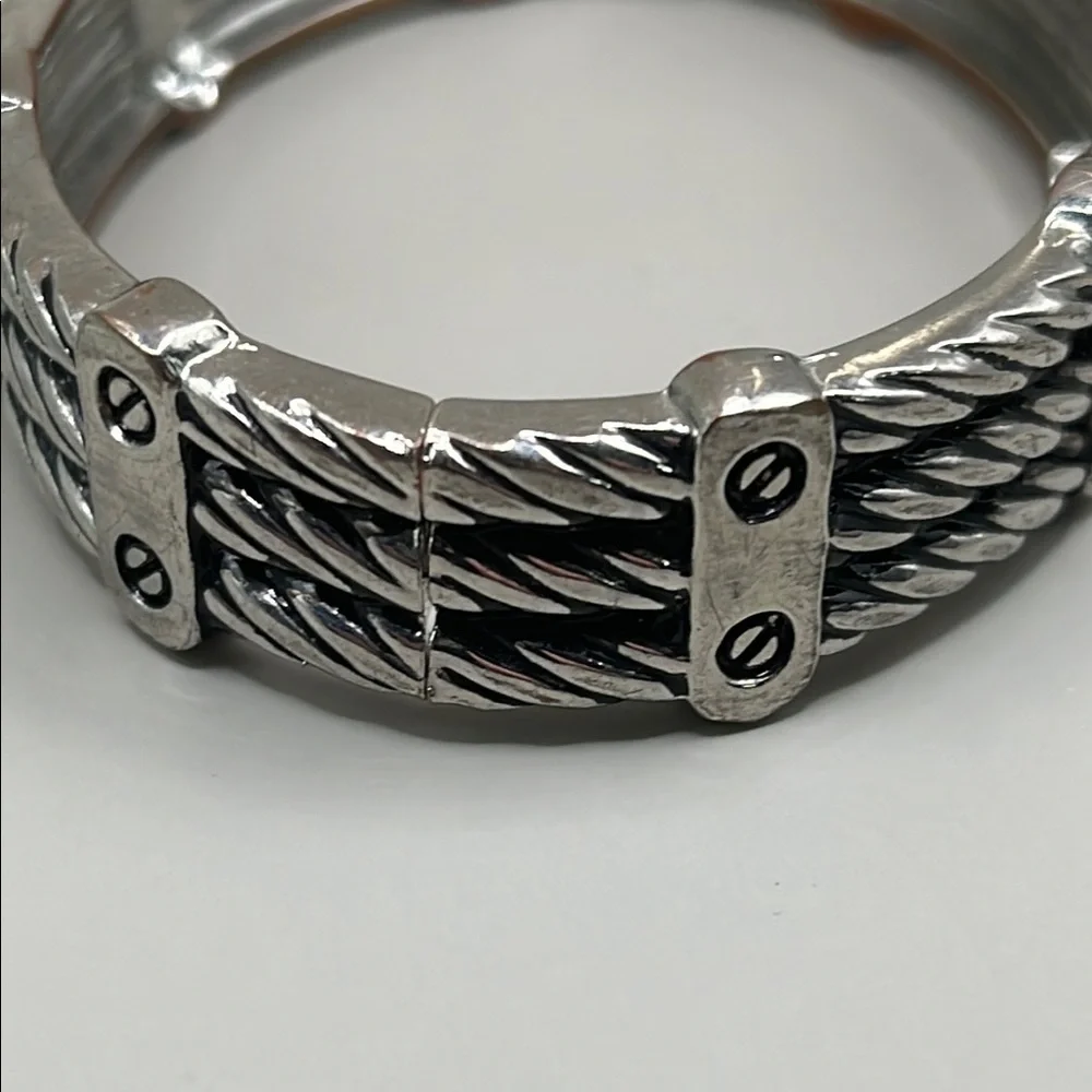 Stylish Silver-Tone twisted braided Cable clamper Bracelet